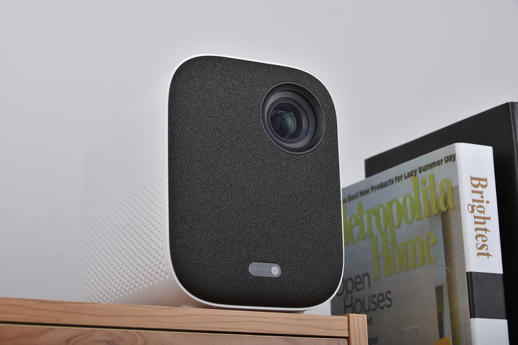 米家投影儀青春版體驗 有它可以不用買電視了 米家投影儀青春版體驗 有它可以不用買電視了